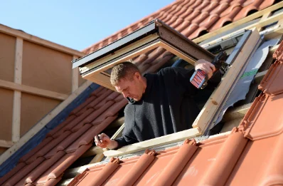 Pose de fenêtres de toit Velux à Lanloup